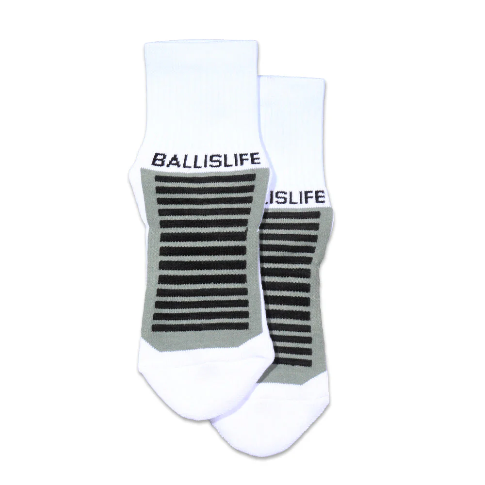Low Cut EV2 Socks in White - Image 3