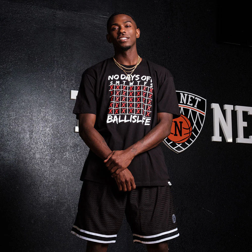 No Days Off Tee in Black - Image 5