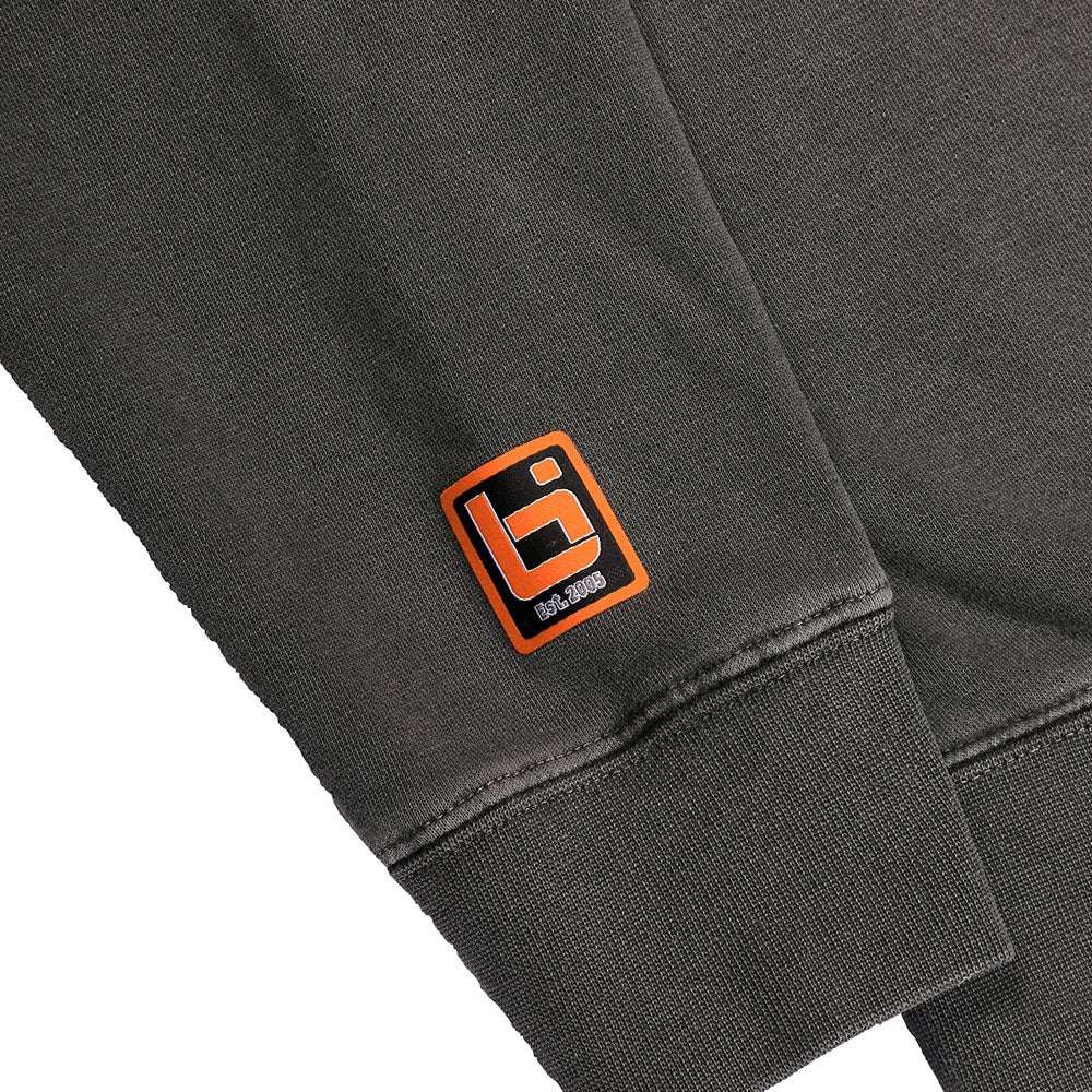NS2 Crewneck Sweatshirt in Asphalt - Image 3