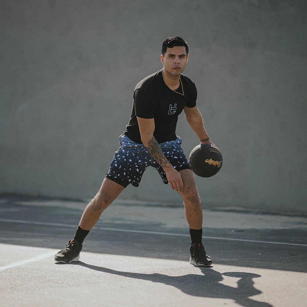 P2 Performance Shorts in Silver - Image 6