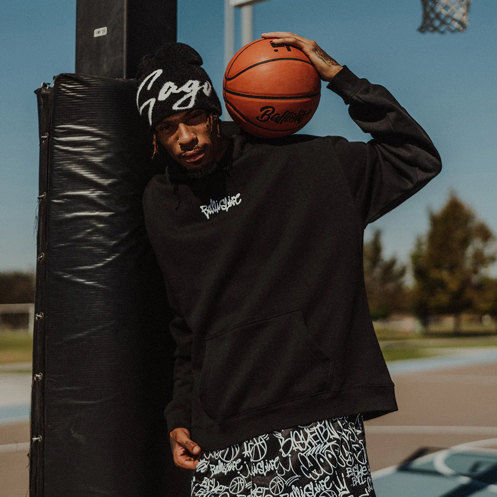Throwie Oversized Hoodie in Black - Image 5