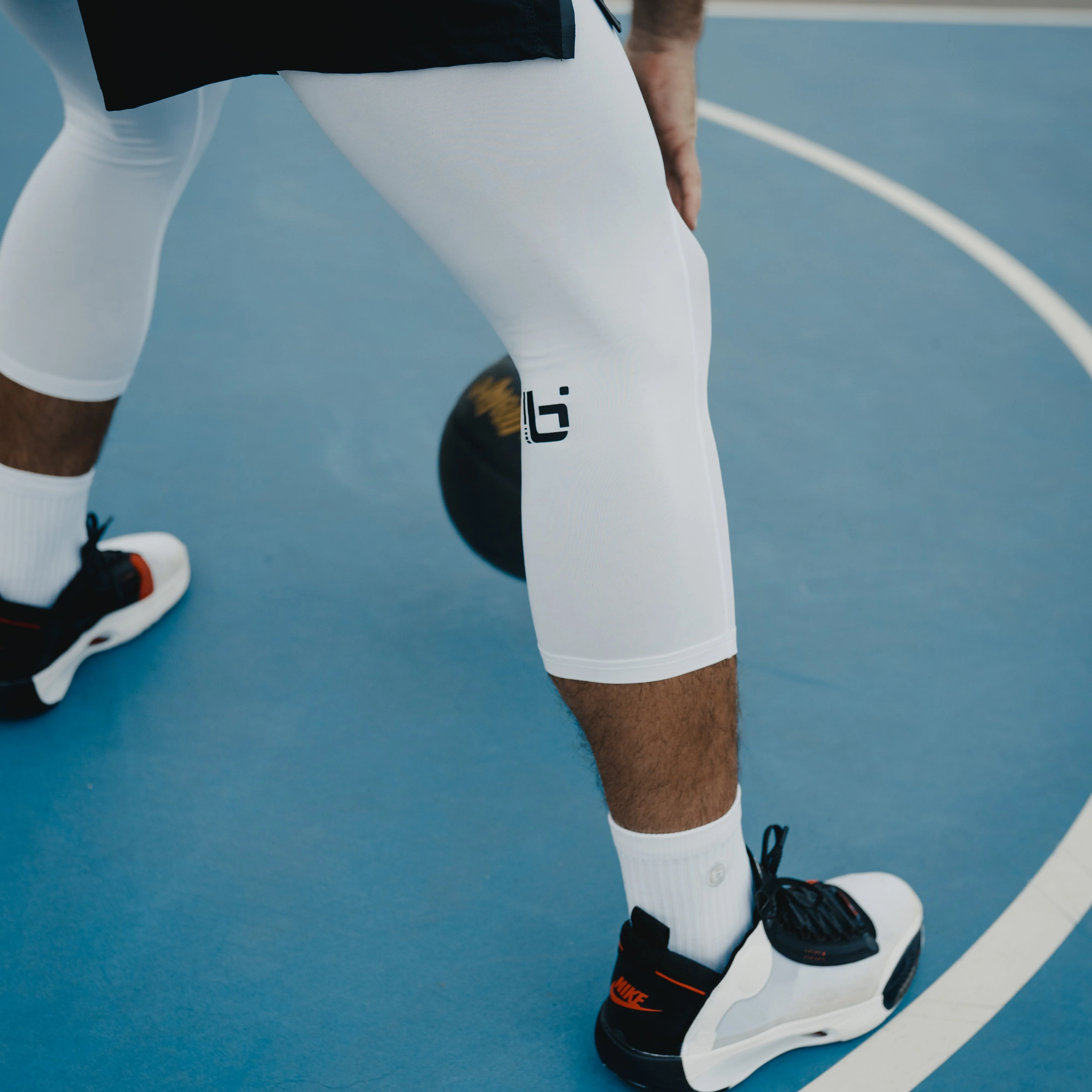 Youth P1 Quarter Socks in White - Image 3